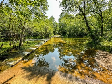 A recreational paradise located in the heart of Arkansas. From - photo 9