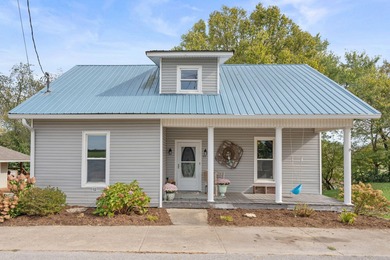 (private lake, pond, creek) Home Sale Pending in Georgetown Kentucky