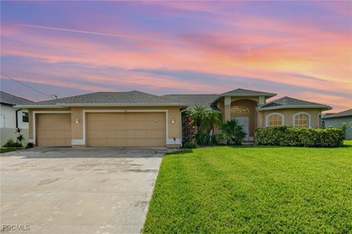 Cape Coral Lakes Area Home For Sale in Cape Coral Florida