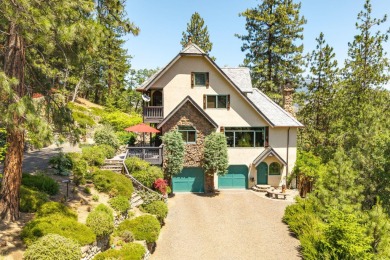 (pending lake) Home For Sale in Ashland Oregon