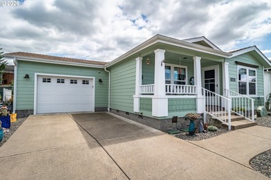 Welcome to this stellar home in the desirable Littlebrook - photo 2