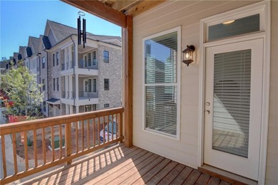Luxury Waterside Townhome on the Chattahoochee River in the - photo 17