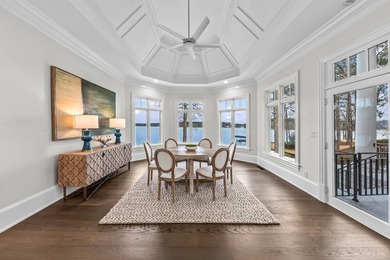 COMPLETELY RENOVATED ESTATE COMMANDING MAIN-LAKE VIEWS IN A - photo 23