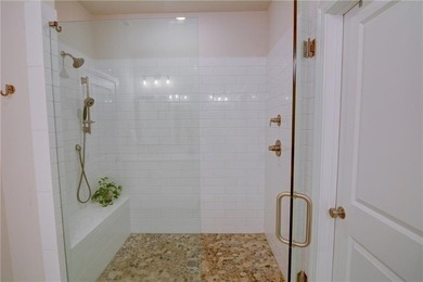Luxury Waterside Townhome on the Chattahoochee River in the - photo 24