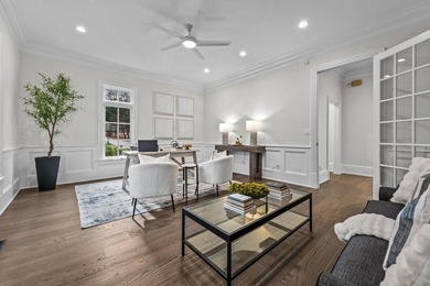 COMPLETELY RENOVATED ESTATE COMMANDING MAIN-LAKE VIEWS IN A - photo 28