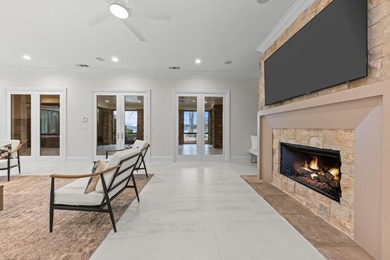 COMPLETELY RENOVATED ESTATE COMMANDING MAIN-LAKE VIEWS IN A - photo 44