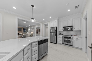 COMPLETELY RENOVATED ESTATE COMMANDING MAIN-LAKE VIEWS IN A - photo 47