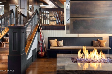 Welcome to the Sky Ridge Retreat, an exceptional ski estate - photo 5