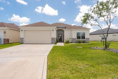 19 Valdarama is an exquisite 3 bedroom, 2 bath Golf Villa in the - photo 1