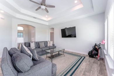 19 Valdarama is an exquisite 3 bedroom, 2 bath Golf Villa in the - photo 3