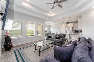19 Valdarama is an exquisite 3 bedroom, 2 bath Golf Villa in the - photo 4