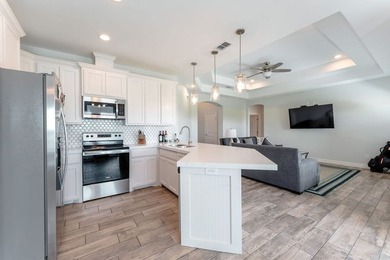 19 Valdarama is an exquisite 3 bedroom, 2 bath Golf Villa in the - photo 7