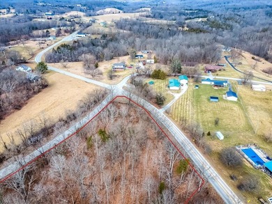 Beautiful, wooded property with mature trees and abundant - photo 4