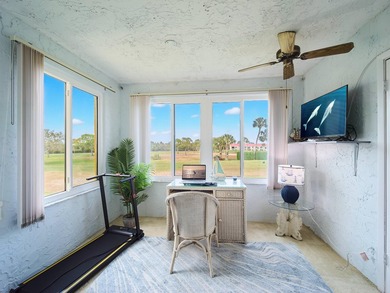 Charming 1BR/1.5BA condo overlooking the golf course in the - photo 4