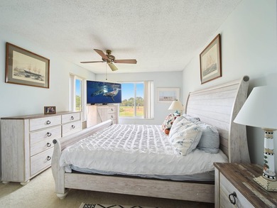 Charming 1BR/1.5BA condo overlooking the golf course in the - photo 10