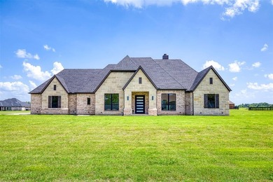 Shadow Lake Estates Home For Sale in Wills Point Texas