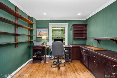 Beautiful Georgian-style townhouse condominium in a prime - photo 21
