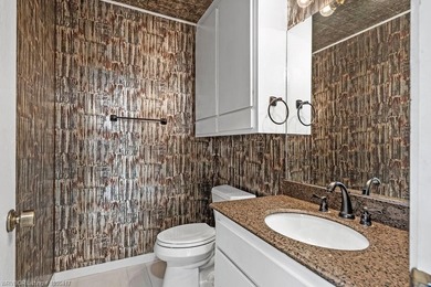 Welcome to this beautifully updated home in the heart of Fort - photo 26