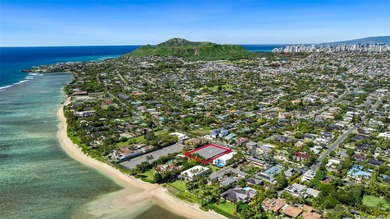 Situated in one of Oahu's most sought-after neighborhoods, this - photo 7