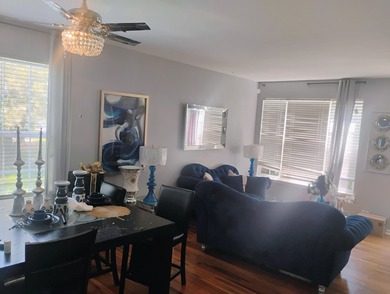 Huge, Beautiful home with 5 bedrooms and 2 additional rooms. 3 - photo 9