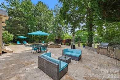 Stunning golf course views. Resort-style living. An exceptional - photo 32