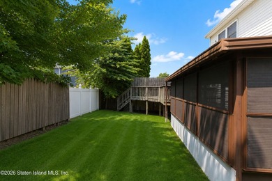 Welcome to 14 Martin Avenue! This spacious detached two-family - photo 4