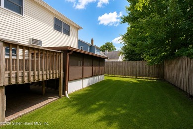 Welcome to 14 Martin Avenue! This spacious detached two-family - photo 5