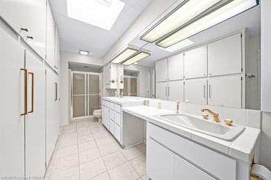 Welcome to this beautifully updated home in the heart of Fort - photo 46
