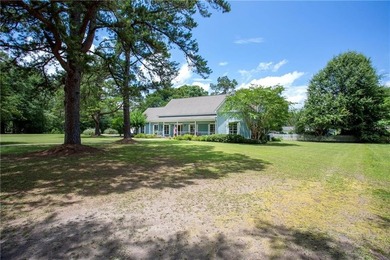 Motivated military family is looking to sell this charming home - photo 4