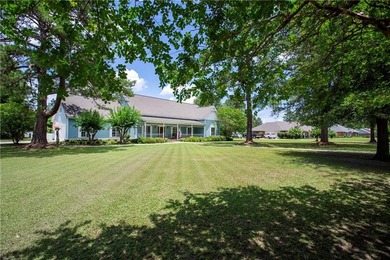Motivated military family is looking to sell this charming home - photo 6