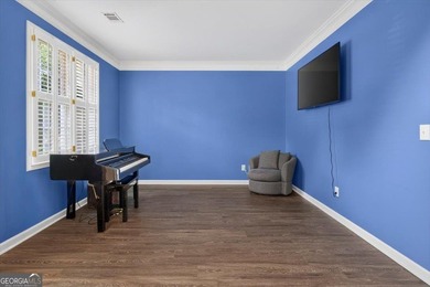 Welcome to Darien Park, one of Roswell's hidden gems! This - photo 3