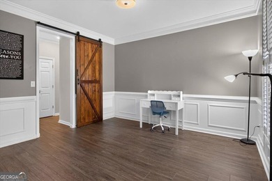 Welcome to Darien Park, one of Roswell's hidden gems! This - photo 4
