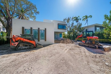 NEW ULTRA LUXURY MODERN CONSTRUCTION IN THE BLAZING BISCAYNE - photo 16