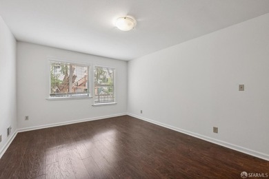 Built in 1992 and boasting generous sized 3br/2ba flats, this - photo 17