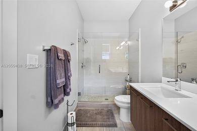 Modern corner townhome-style condo in URBN Village on 5th Ave - photo 22
