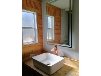 Private Lake Community, Older Mobile Home SOLD - photo 19