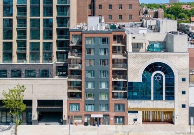 Smart Design Meets Incredible Private Outdoor Space at The - photo 1