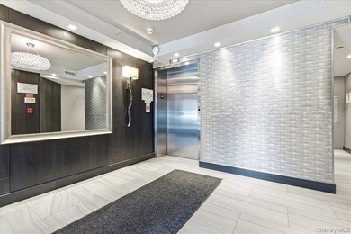 Smart Design Meets Incredible Private Outdoor Space at The - photo 3