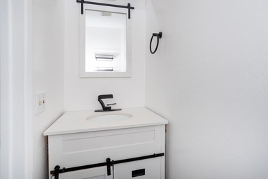 5700 Baltimore Dr 16 - photo 7