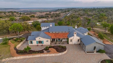 French Country Elegance in the Texas Hill Country. Set on 56.02 - photo 5