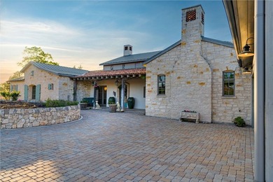 French Country Elegance in the Texas Hill Country. Set on 56.02 - photo 8