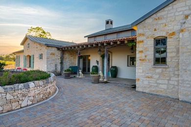 French Country Elegance in the Texas Hill Country. Set on 56.02 - photo 9