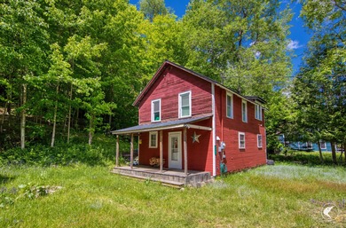 Spitfire Lake Home For Sale in Paul Smiths New York