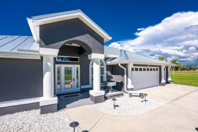 Rotonda West Lakes and Canals Home For Sale in Rotonda West Florida