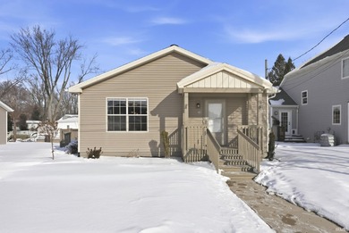 Crooked Lake - Steuben County Home For Sale in Angola Indiana