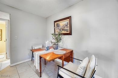 A private, light-filled townhome oasis in the heart of Fort - photo 4