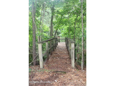 Spacious country living with room to grow! This well-maintained - photo 12