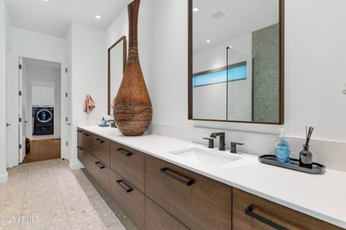 Stunning residence located within the exclusive gated community - photo 15