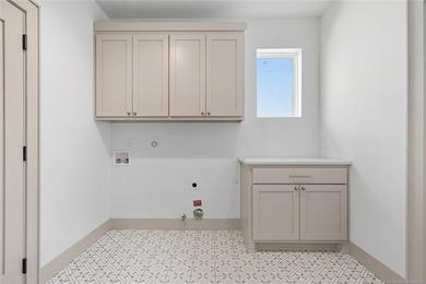 Builder Close Out! Stunning new construction near Brookside and - photo 20