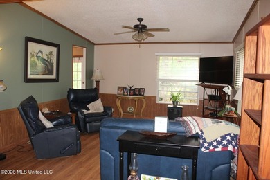Spacious country living with room to grow! This well-maintained - photo 22